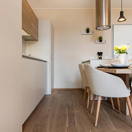 Ideal Rent - Lucini 19 Apartment *