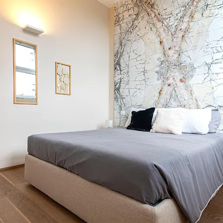 Ideal Rent - Lucini 19 *